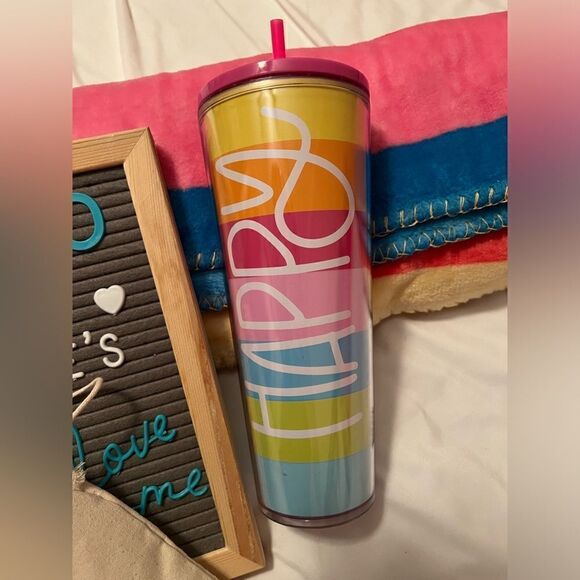 Not so mystery Mystery Box Happy items - Picture 7 of 7